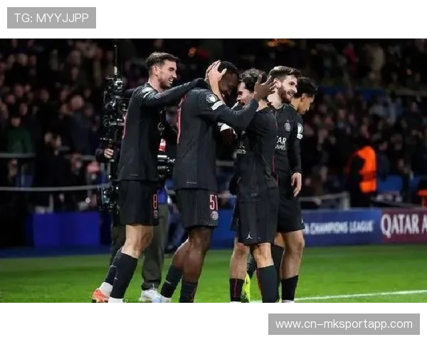 巴黎天才闪光！热刺全场被按着打