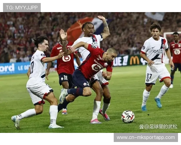 欧冠赛场的每一次判罚都可能决定历史