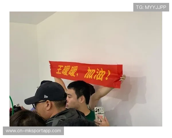 坠崖孕妇王暖暖明日开庭，普通离婚需等70岁成焦点，王暖暖被救过程